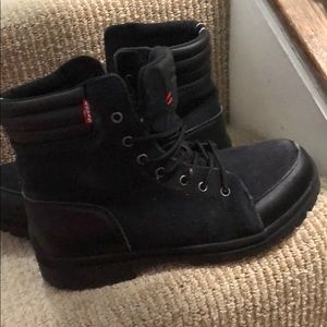 Levi’s boots